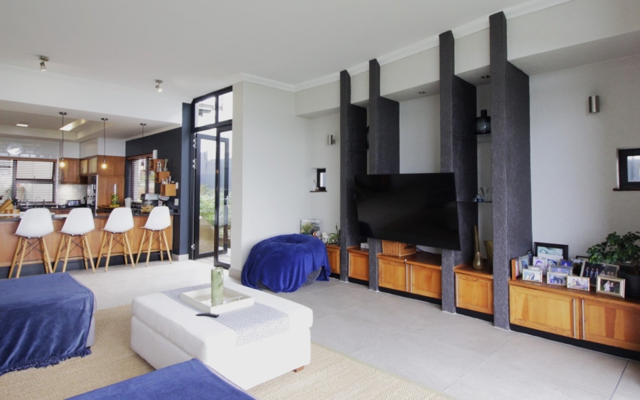 5 Bedroom Property for Sale in Humerail Eastern Cape